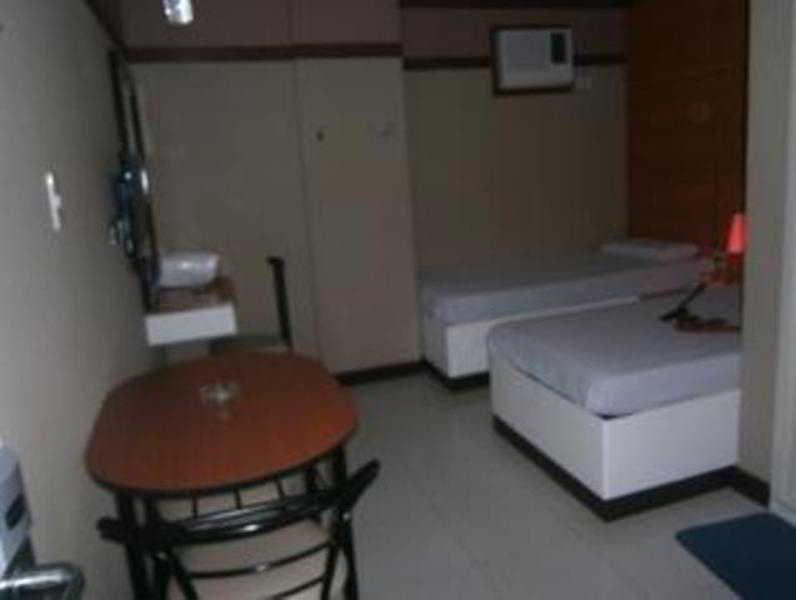 סן פדרו מקאטי Hotel Sogo Guadalupe מראה חיצוני תמונה
