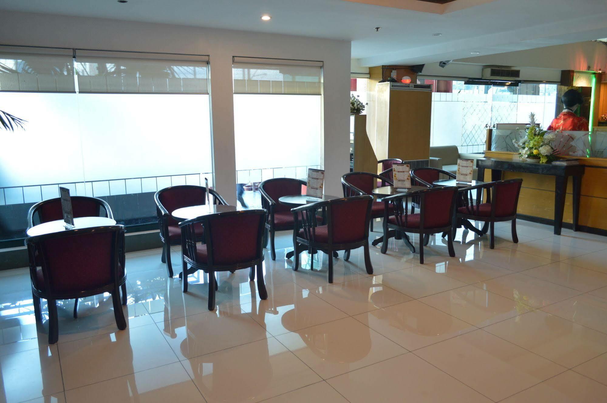 סן פדרו מקאטי Hotel Sogo Guadalupe מראה חיצוני תמונה