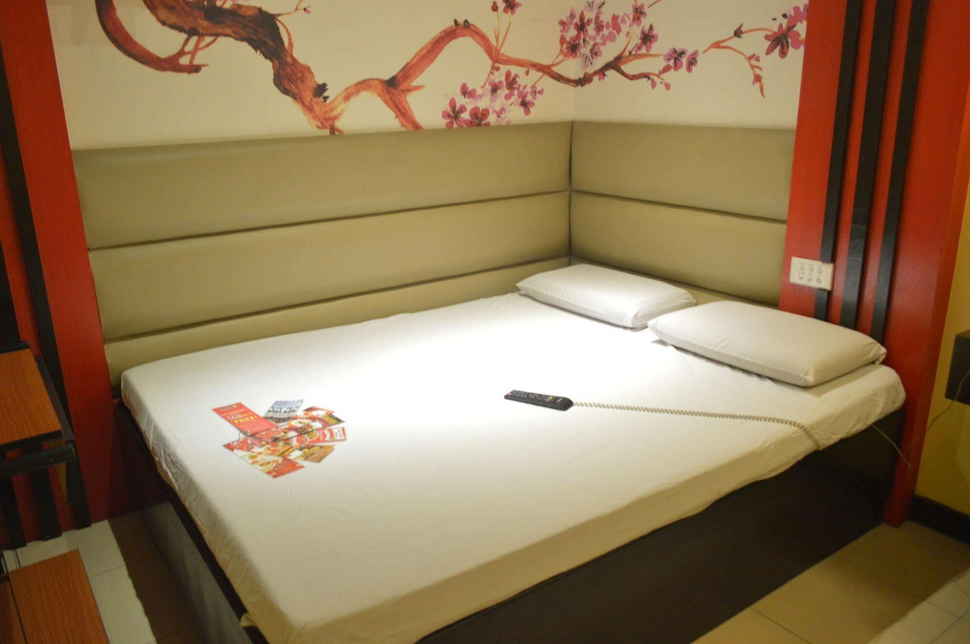 סן פדרו מקאטי Hotel Sogo Guadalupe מראה חיצוני תמונה
